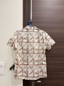 Tie and Dye Men shirt size M