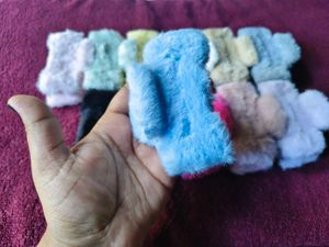 pack of 2 (Random Colour)Cute Furry Scrunchies -