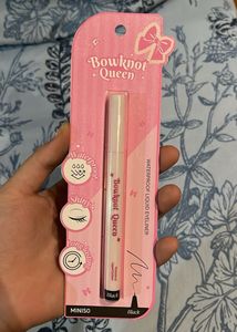 Bowknot Queen Waterproof Liquid Eyeliner