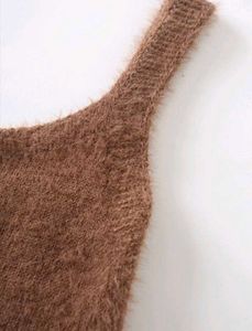 Fuzzy Solid Crop Knit Top