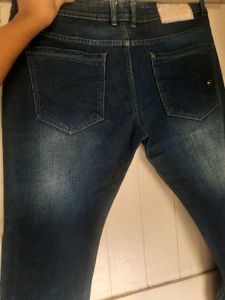 Tommy Hilfiger Men Blue Jeans