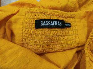 Selling Yellow Top