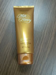 Milk&amp; Honey Sugar Scrub