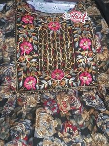 Floral Embroidered Kurta