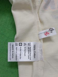 Baby Tee (T-shirt)