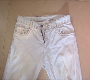 Light Wash Denim Jeans