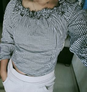 Gorgeous Crop Top 💯❣️🥰
