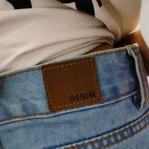 DENIM BOYFRIEND JEAN&#39;S