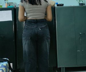 A Wide Leg Black Jeans