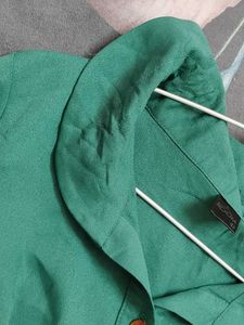 Green Long Sleeve Top