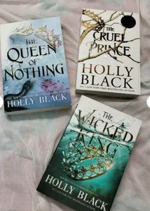 Combo of Holly Black Books❗50% Off Delivery Fee❗