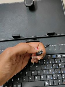 Keyboard Portable/ Key Board Cum Case
