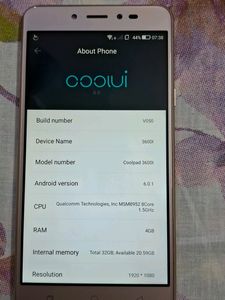It Is a COOLPAD Note5 Mobike Phone