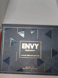 Envy Luxury Perfume Gift Set