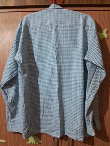 42 Size Fine Checked Shirt