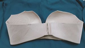 branded solid padded braa.