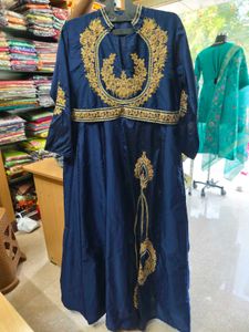 Elegant Embroidered Kurti