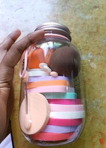 20 in 1 Faces Canada Beauty Blender