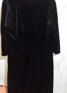 Vintage Black Velvet Midi Dress 🌸