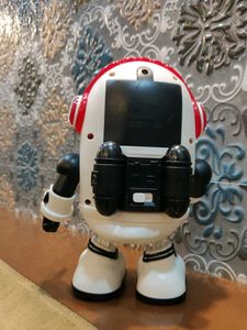 Amazing Gooyo Space Panda Dancing
