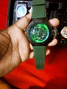 Stylish Hand Watch