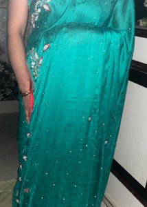 new crepe saree with blouse