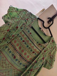 Elegant Green Kurta Set