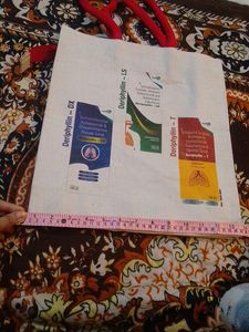 It Is A Tote Bag With Chain