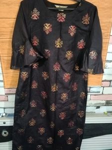 A Quinn Brand Kurta For 38 To 40 Bust Size