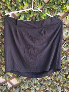 Chic Black Embellished Skirt