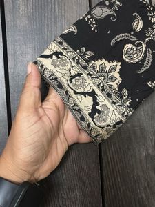 Kurti +pank Black Floral