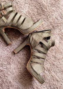 Golden Heels ✨🪄👑💫