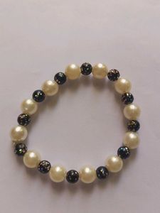 Pearl Beaded Bracelet