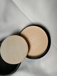 Beauty Berry Oil Free Pancake (Waterproof)