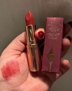 Combo Of Charlotte Eyeshadow &amp; Lipstick