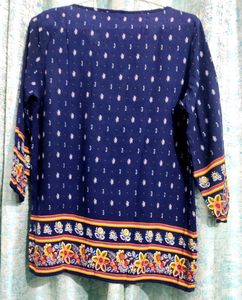 Nevy blue printed top with floral print border 💙