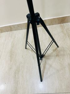 Tripod for phone/Mobile