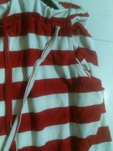 Huge Sale 🔴 🔴 🔴 Beutiful Red &amp;White Mixed Skirt