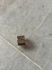 Cutout Ring