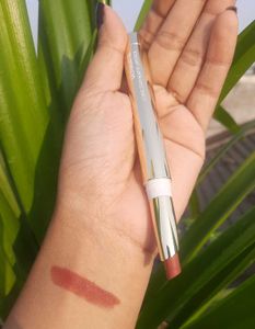 Myglamm Ultimate Long Stay Matte Lipstick