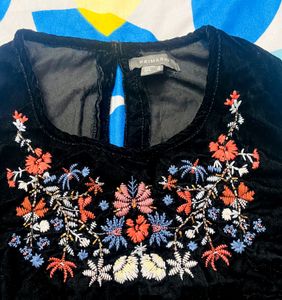Primark Super Pretty Black Velvet Top Embroid