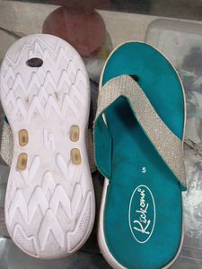 Kickonn Sea Color Slippers