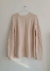 Beige Pullover/ Sweater