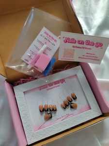 Press On Nails With Photo Frame