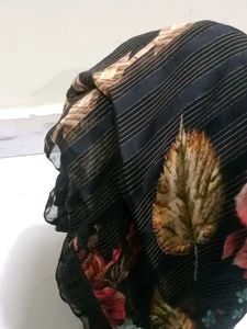 Black Flower Print Saree