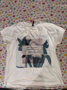 Graphic Print Tee