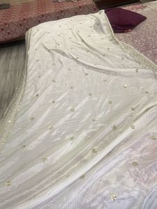 partywear off white dupatta
