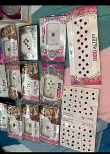 nails paint , lipstick and bindi set of 15