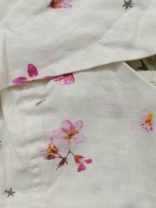 H&amp;M Cute Floral Tube Top