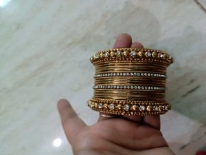 Bangles One Hand Set